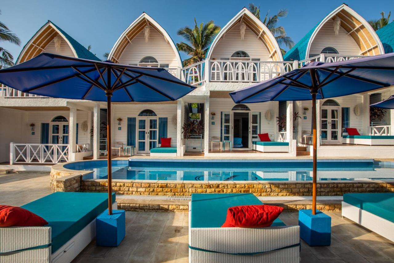 Santorini Beach Resort Гілі-Траванган Екстер'єр фото