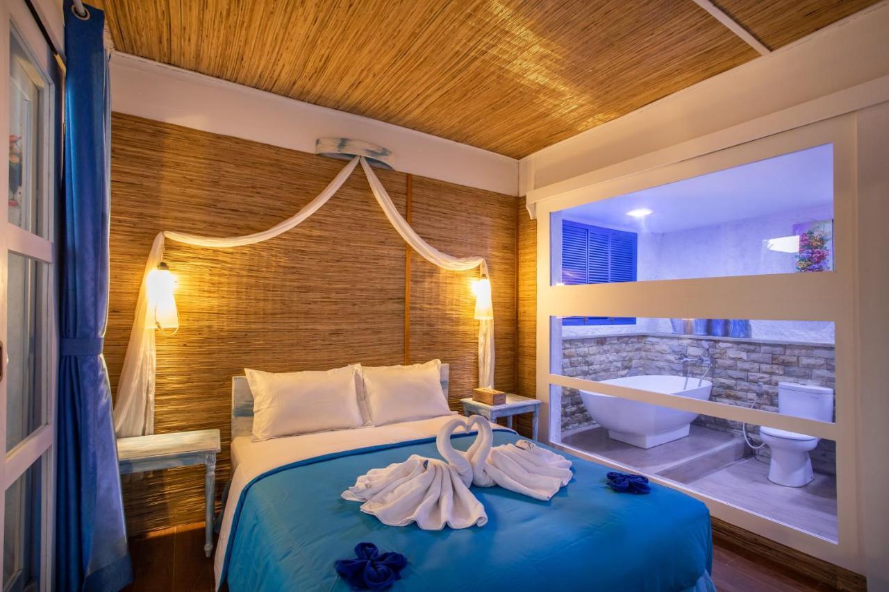 Santorini Beach Resort Гілі-Траванган Екстер'єр фото